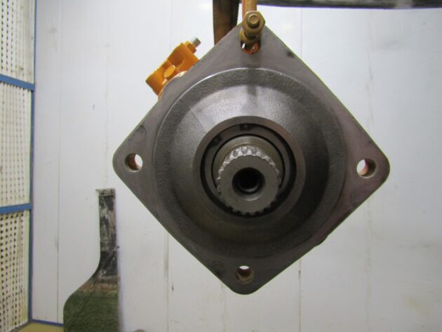 CASE  WX210  2991301 (*) - MOTOR DE TRANSLACIÓN - Imagen 2