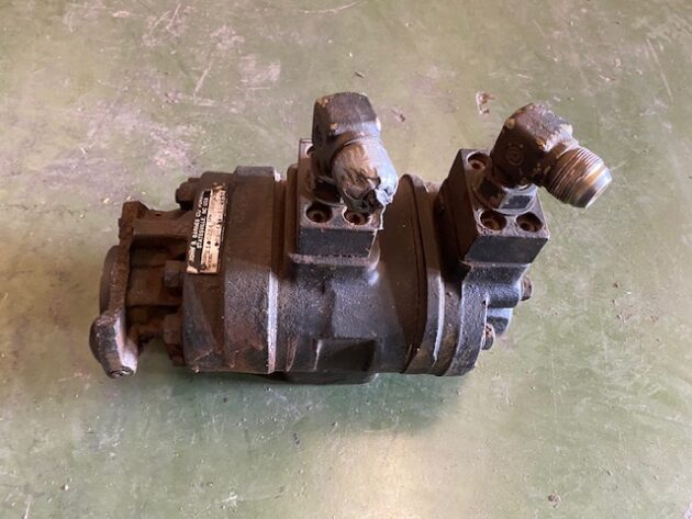 KOMATSU  WA320-3  419-15-H1200 - BOMBA DEL CONVERTIDOR (CARCASA ROTA) - Imagen 5
