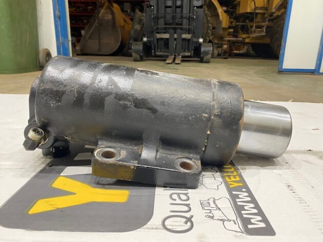 CATERPILLAR  M320  8U-6848 - BOTELLA ESTABILIZADORA DEL EJE - Imagen 4