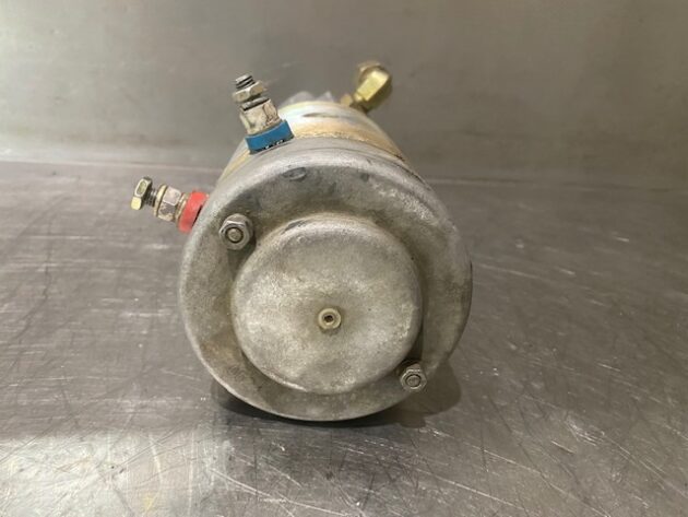 VOLVO  L180E  11709637 / 11706173 - MOTOR Y BOMBA DE EMERGENCIA DE DIRECCIÓN - Imagen 3