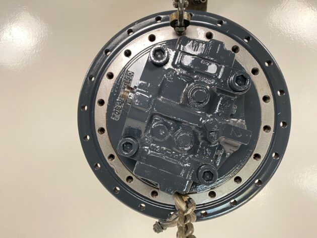 KOMATSU  PC240NLC-7K   708-8F-00191 / 708-8F-00192 - MOTOR DE TRANSLACIÓN - Imagen 5