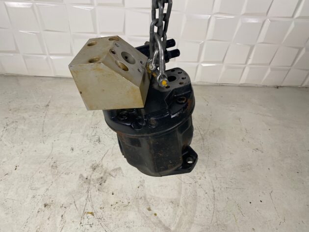 VOLVO  A40D  11064879 - BOMBA DE DIRECCIÓN - Imagen 2