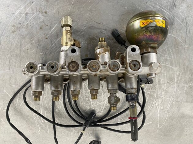KOMATSU  PC210-8  20Y-60-41611 - ELECTRODISTRIBUIDOR - Imagen 7