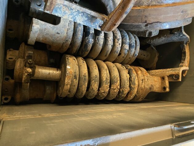 KOMATSU  PC210-8  206-30-22140 - MUELLE TENSOR DE CADENA - Imagen 2
