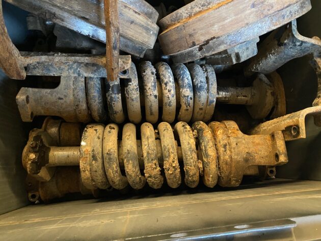 KOMATSU  PC210-8  206-30-22140 - MUELLE TENSOR DE CADENA