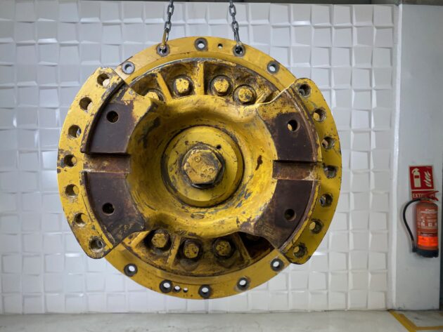 KOMATSU  WA800-1  427-23-11001 - DIFERENCIAL TRASERO - Imagen 2