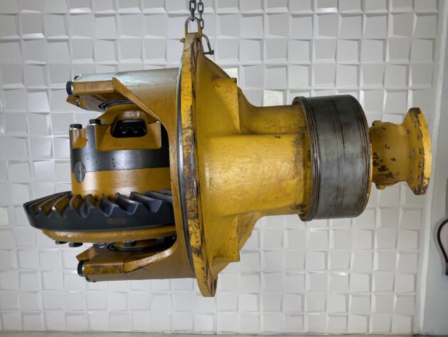 KOMATSU  WA800-1  427-23-11001 - DIFERENCIAL TRASERO - Imagen 3