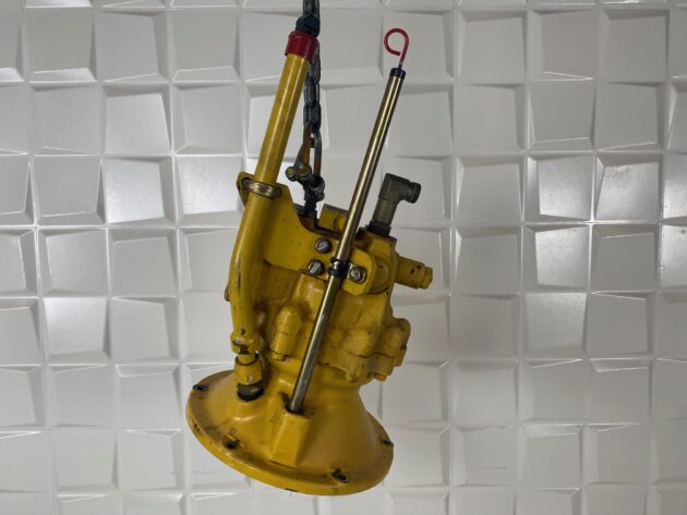 KOMATSU  PC210-8  706-7G-01041 - MOTOR DE GIRO