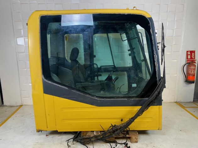 KOMATSU  PC210-8  20Y-53-00082 - CABINA - Imagen 5