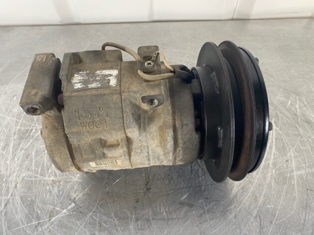 KOMATSU  PC210-8  20Y-810-1260 - COMPRESOR DE AIRE ACONDICIONADO