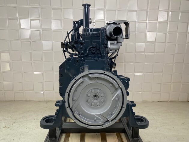 KOMATSU  PC210-8   - MOTOR TÉRMICO SAA6D107E-1 - Imagen 8