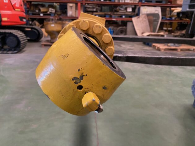 KOMATSU  PC210-8  707-01-0K520 - BOTELLA DE ELEVACIÓN PLUMA - Imagen 8