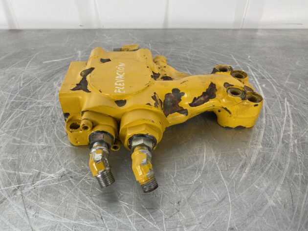 KOMATSU  PC210-8  702-21-08330 - VÁLVULA DE SOSTENIMIENTO DE BOTELLA DE ELEVACIÓN PLUMA - Imagen 3