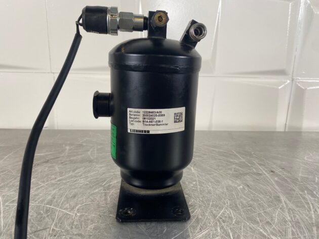 LIEBHERR  R934CHDSL LITRONIC  10292660 - DEPOSITO DE GAS DEL AIRE ACONDICIONADO - Imagen 3