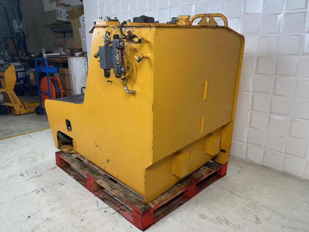 LIEBHERR  R934CHDSL LITRONIC  10068205 - DEPÓSITO DE COMBUSTIBLE - Imagen 7