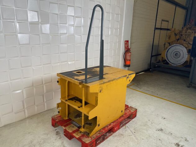 LIEBHERR  R934CHDSL LITRONIC  10064828 - CAJÓN DE HERRAMIENTAS - Imagen 3
