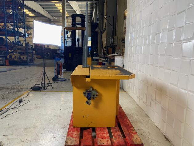 LIEBHERR  R934CHDSL LITRONIC  10064828 - CAJÓN DE HERRAMIENTAS - Imagen 8