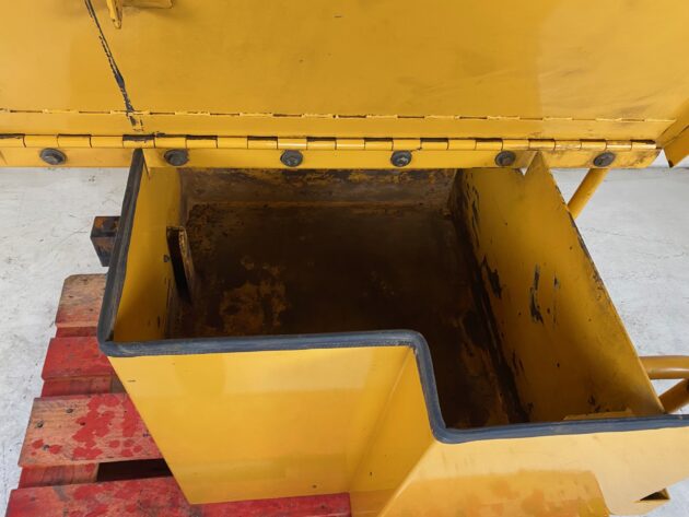 LIEBHERR  R934CHDSL LITRONIC  10064828 - CAJÓN DE HERRAMIENTAS - Imagen 9