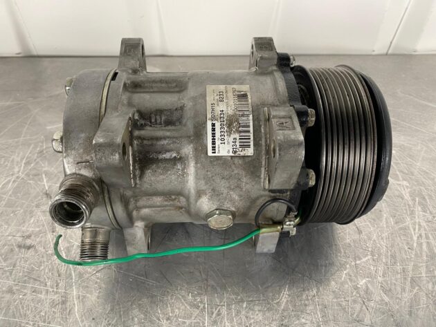 LIEBHERR  R944HDS LITRONIC  5700268 - COMPRESOR DE AIRE ACONDICIONADO