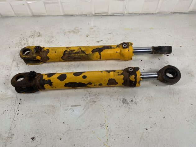 VOLVO  A30C  11088154 - BOTELLA DE DIRECCIÓN