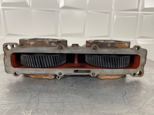 VOLVO  A30C  11030631 (*) - CAJA DE ARRASTRE DE BOMBAS - Imagen 4