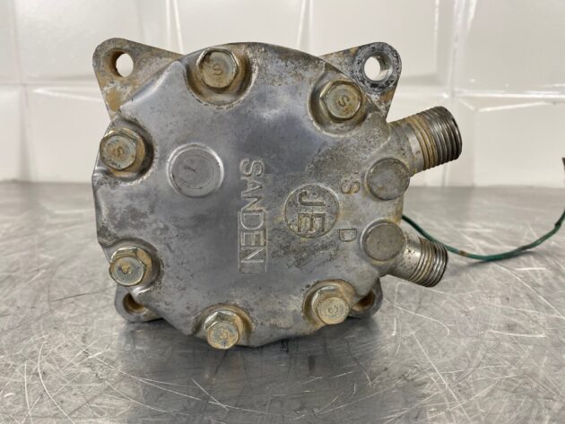 VOLVO  A30C  11007314 / 11058974 - COMPRESOR DE AIRE ACONDICIONADO - Imagen 5