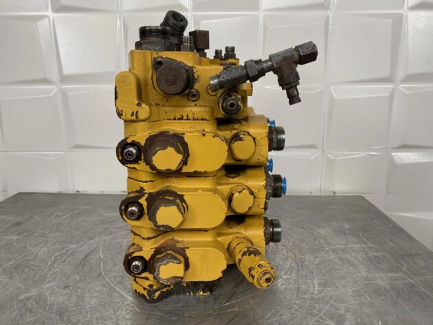 CATERPILLAR  930G  240-1686 - DISTRIBUIDOR DE PALA - Imagen 5