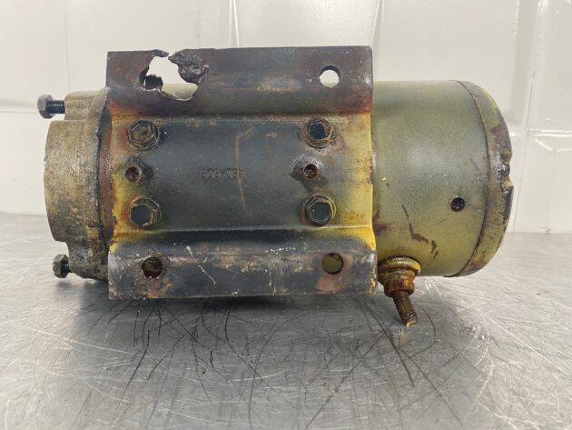 CATERPILLAR  771D  117-3915 - MOTOR ELÉCTRICO AUXILIAR DE DIRECCIÓN - Imagen 7
