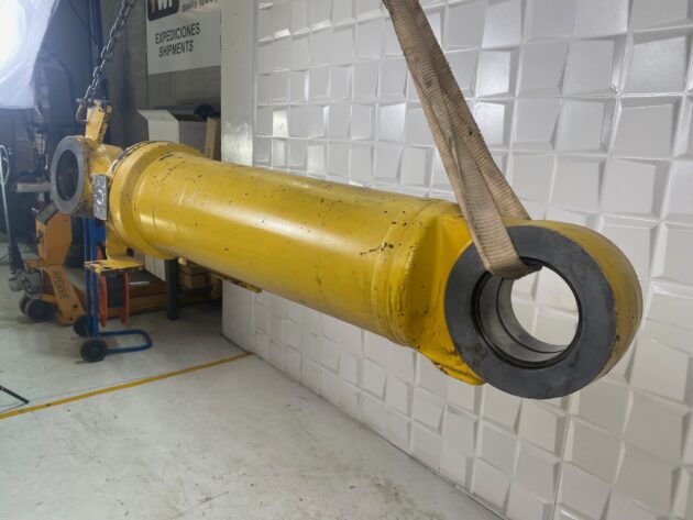 KOMATSU  WA380-5H  423-63-H3120 - BOTELLA DE VOLTEO PALA - Imagen 3