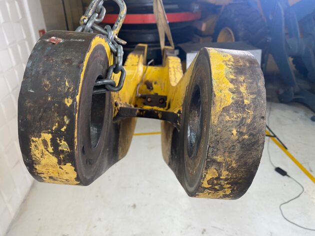 KOMATSU  WA380-5H  423-70-H1181 - BIELA CENTRAL - Imagen 5