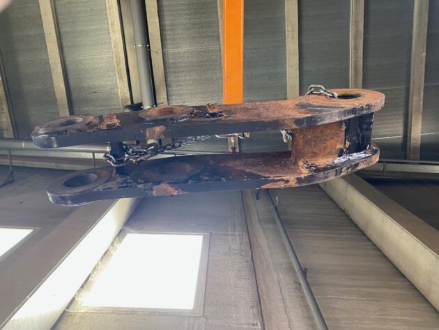 CATERPILLAR  930G  235-7340 - LEVER TRASERA DE VOLTEO - Imagen 7